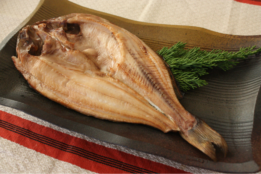 安い美味い食べやすい焼き魚ホッケ マホッケとシマホッケの違いは 干物なの ホッケの美味い話 ニュースプラスナウ